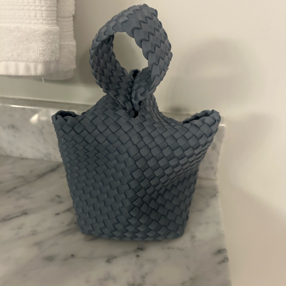 Naghedi Kyoto clutch brand new color: Nova